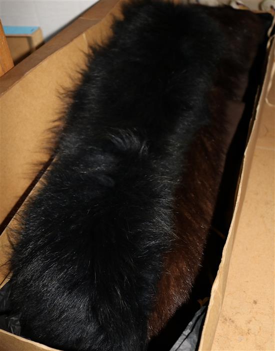 2 fur stoles